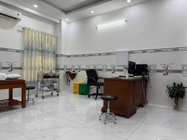 Phòng điều trị chính